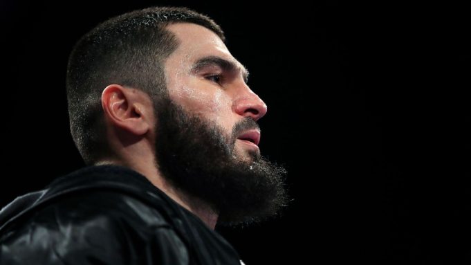 Artur Beterbiev stops Anthony Yarde for 19th straight knockout