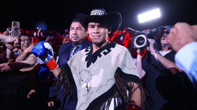 What's next for Navarrete if he wins the 130-pound title? Is interest ...