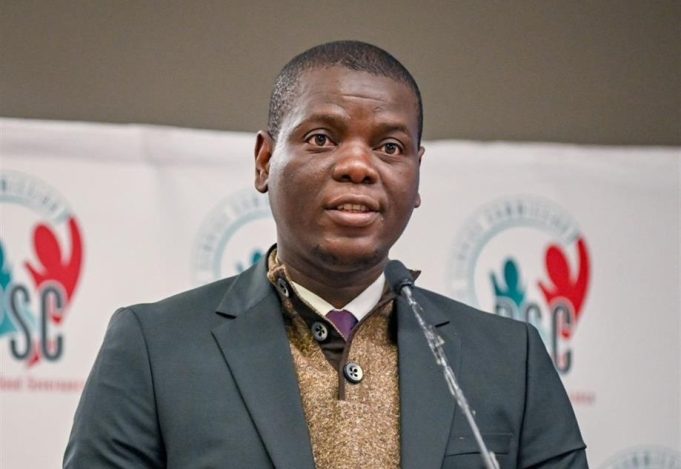 Govt grappling with how to protect whistleblowers while laws are being reviewed – Lamola